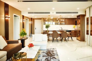 Bán căn hộ Vista Verde 4 phòng ngủ diện tích 160m2 hướng Đông Bắc view hồ bơi